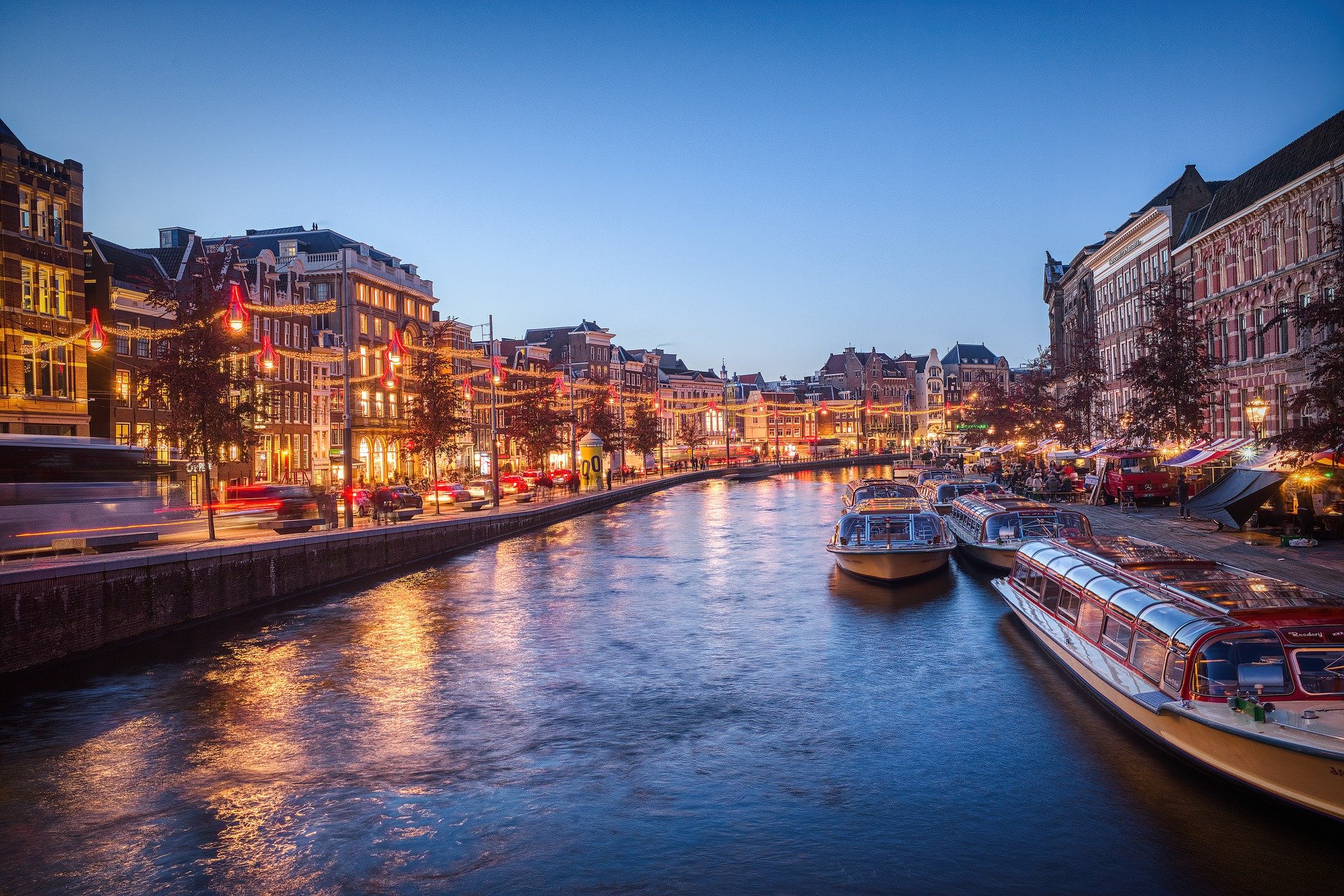 amsterdam-stock-exchange-hi-res-stock-photography-and-images-alamy